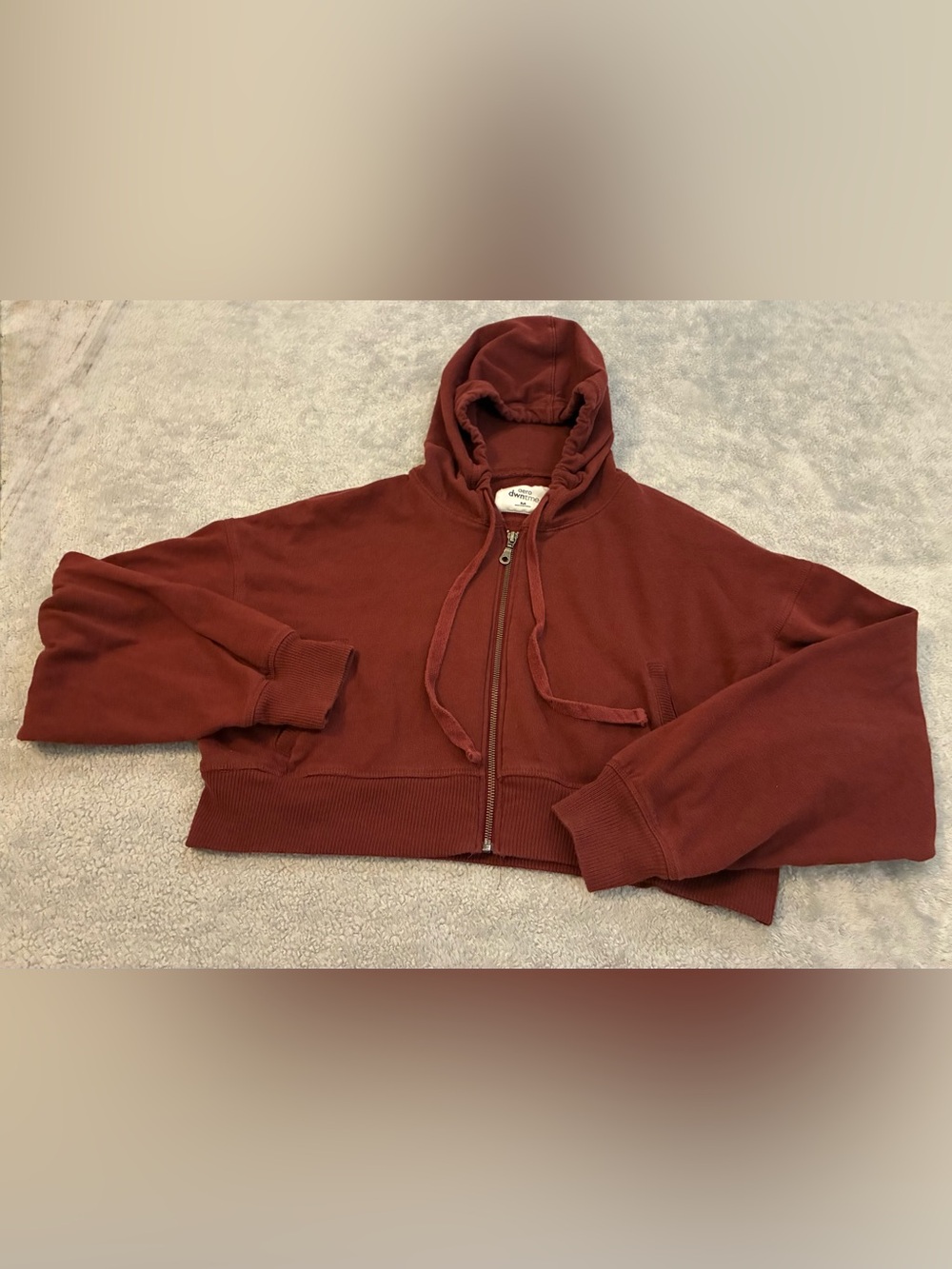 Women’s Aero dwntme Brand Brand Crop Zip-Up Hoodie Jacket - Maroon Size Med